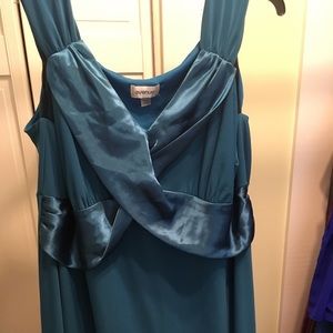 Avenue Semi formal dress